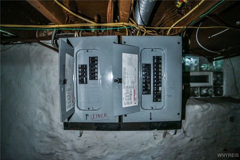 Tiny photo for 32 Edson Street, Buffalo, NY 14210 (MLS # B1651918)