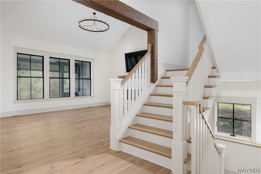 19 Edgewood Farm Lane