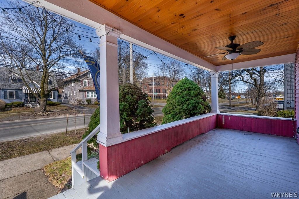 Photo of 425 Wheatfield Street, North Tonawanda, NY 14120 (MLS # B1665888)