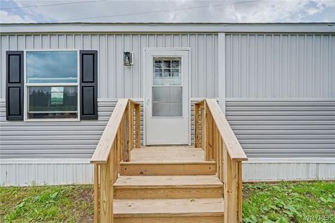 Tiny photo for 2011 Edmunds Road, Freedom, NY 14065 (MLS # B1690238)