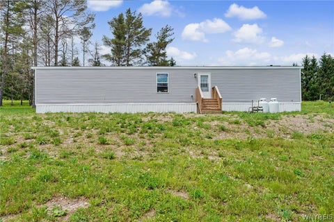 Tiny photo for 2011 Edmunds Road, Freedom, NY 14065 (MLS # B1690238)