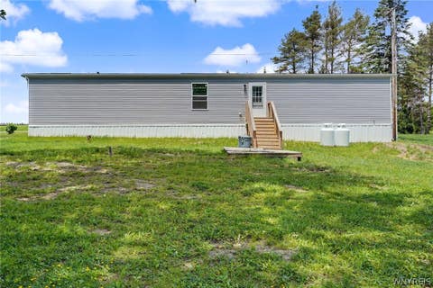 Tiny photo for 2011 Edmunds Road, Freedom, NY 14065 (MLS # B1690238)