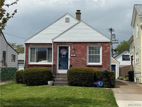 Homes For Sale - 321 Washington Avenue<br/> Tonawanda, NY 14217
