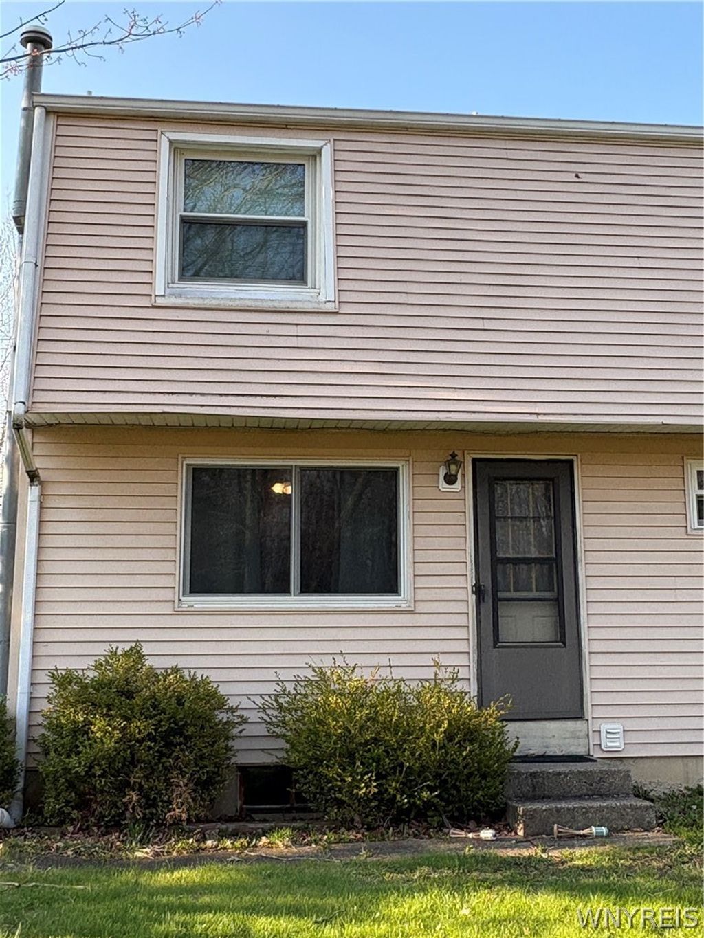 Photo of 837 B Beach Road, Evans, NY 14006 (MLS # B1673434)