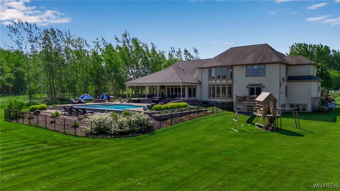 35 Pinegrove Court, Elma, New York image 45