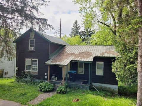 Homes For Sale - 84 E State Street<br/> Salamanca, NY 14779