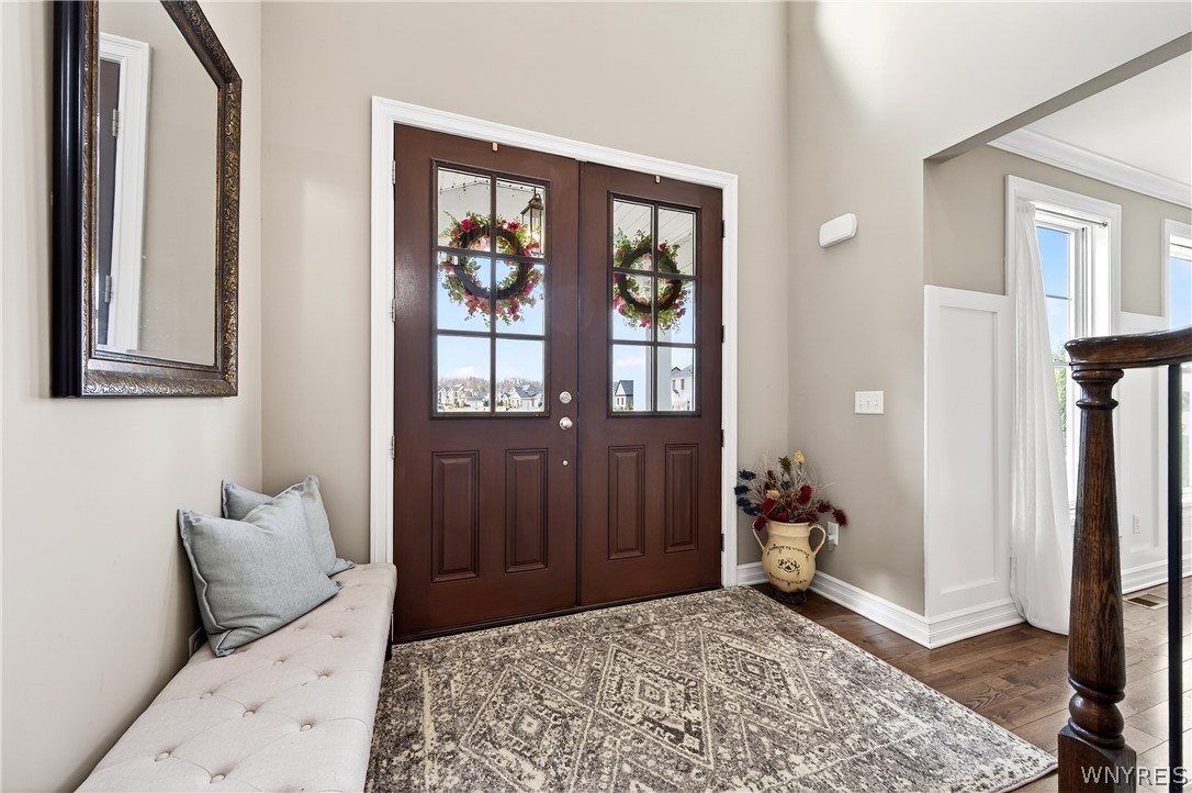 5527 Meadowglen Drive