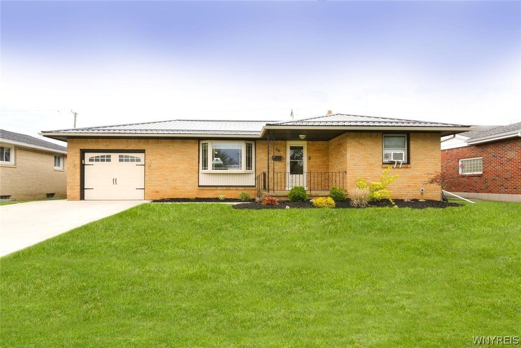 Photo of 38 Greenway Boulevard, Cheektowaga, NY 14225 (MLS # B1678701)