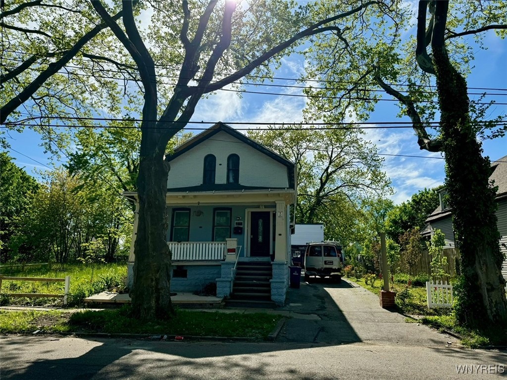 512 Sherman Street, Buffalo, New York image 1