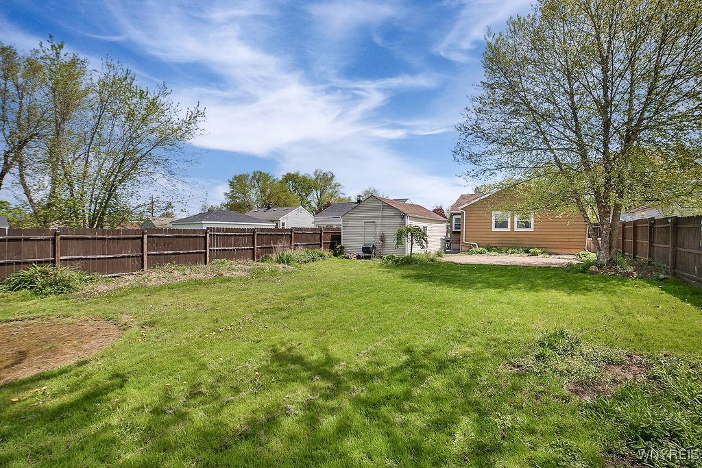 158 Briarcliff Road, Cheektowaga, New York image 32