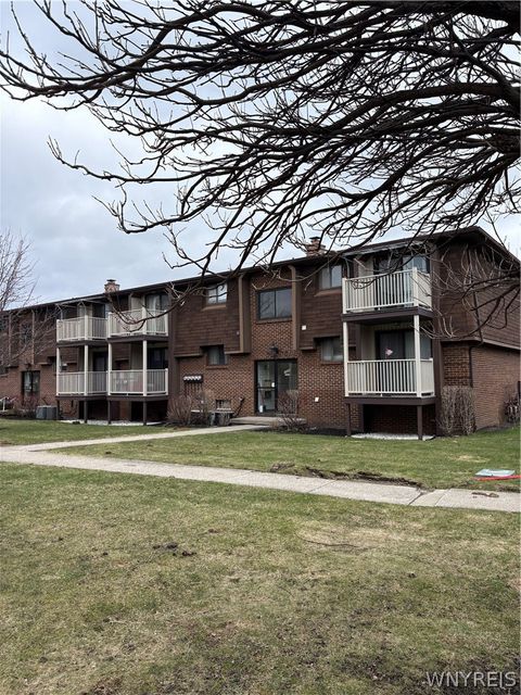 Photo of 3948 Ridge Lea Road #D, Amherst, NY 14228 (MLS # B1666931)