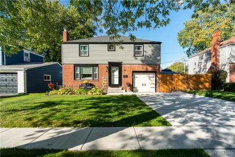 Photo for 32 Eastvale Court