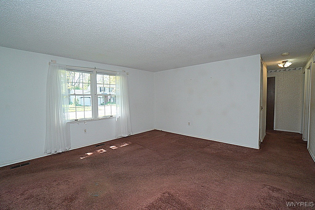 852 Fairmont Avenue, North Tonawanda, New York image 30