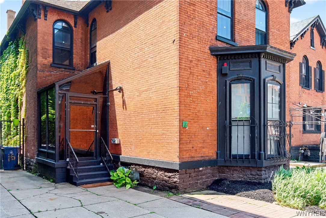 16 Allen Street