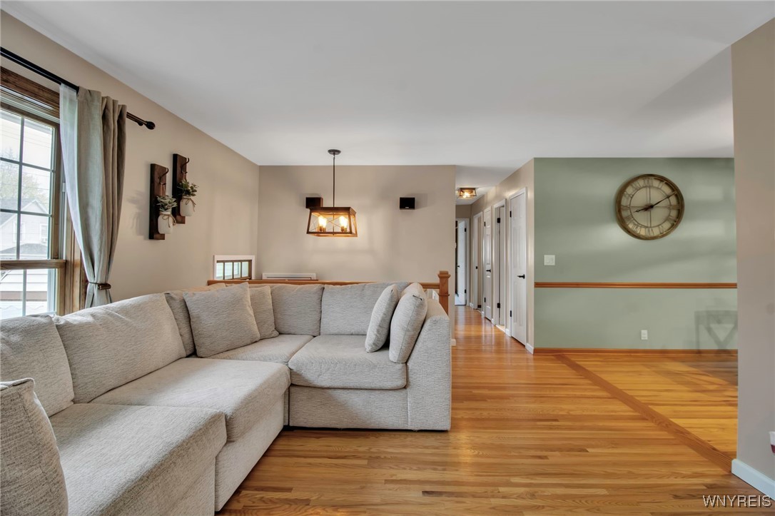 42 Markey Avenue, Lancaster, New York image 6