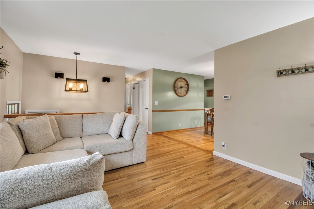 42 Markey Avenue, Lancaster, New York image 8
