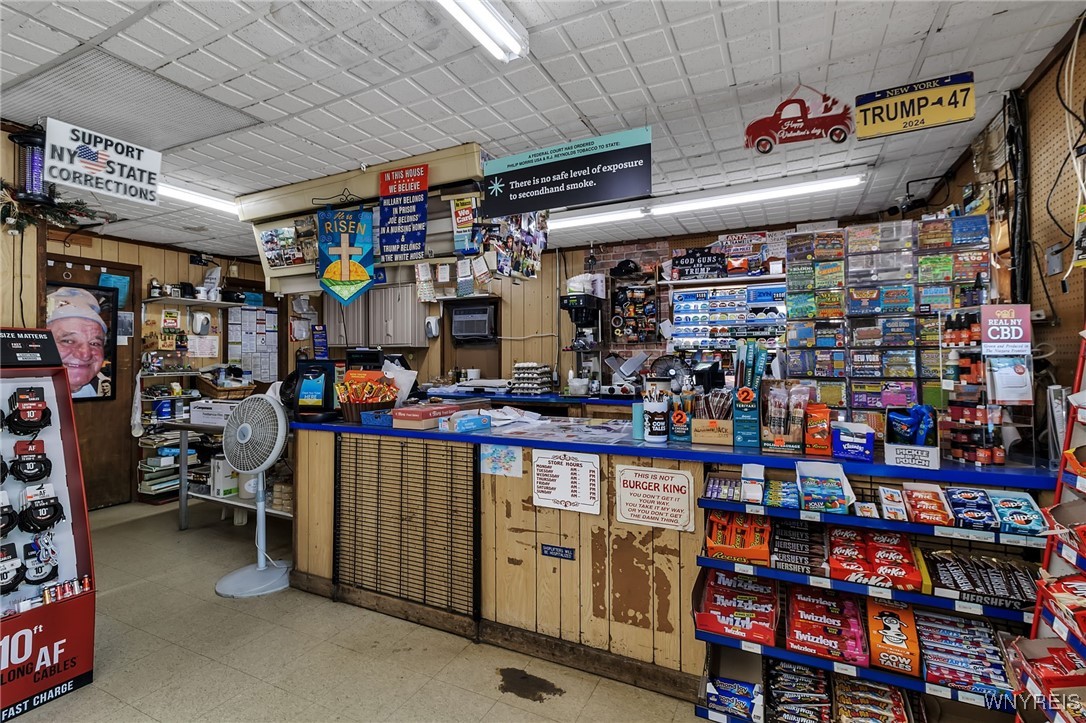 10557 Main Street