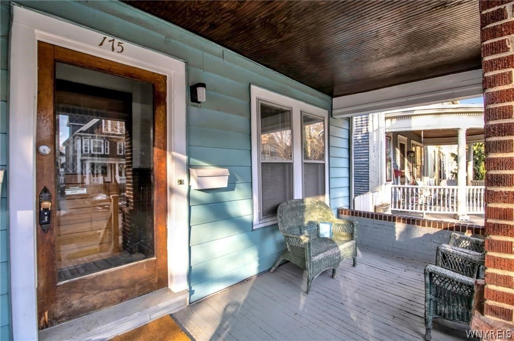 Photo of 175 St James Place, Buffalo, NY 14222 (MLS # B1667808)