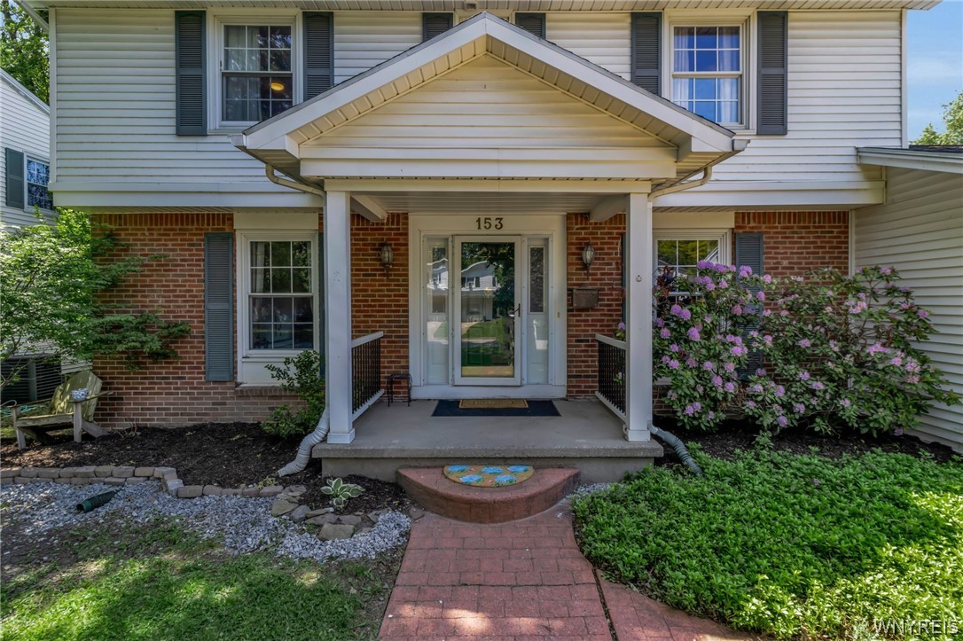 153 Pin Oak Drive