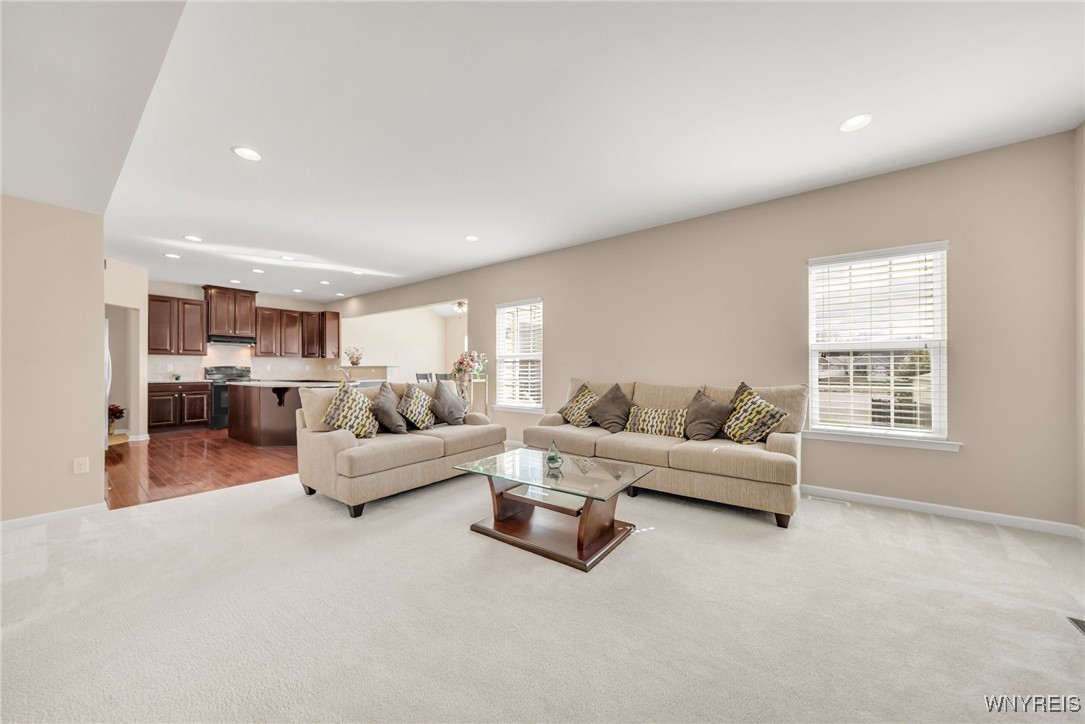 77 Waterway Lane, Amherst, New York image 19