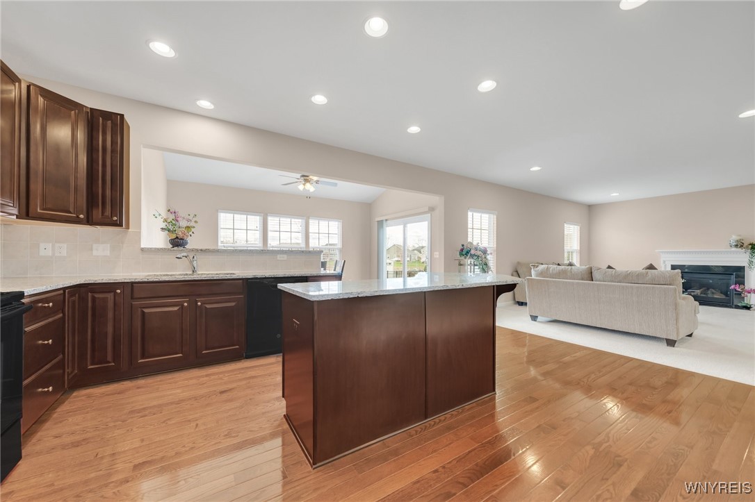 77 Waterway Lane, Amherst, New York image 10