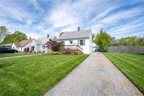 Photo of 550 Emerson Drive, Amherst, NY 14226 (MLS # B1682273)