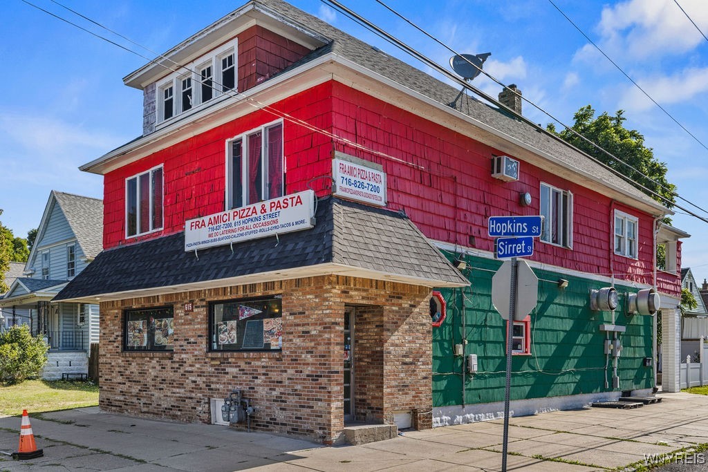 615 Hopkins Street