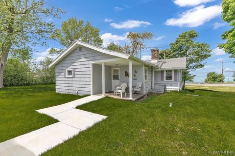 Photo of 4449 Lakeshore Road, Hamburg, NY 14075 (MLS # B1684707)