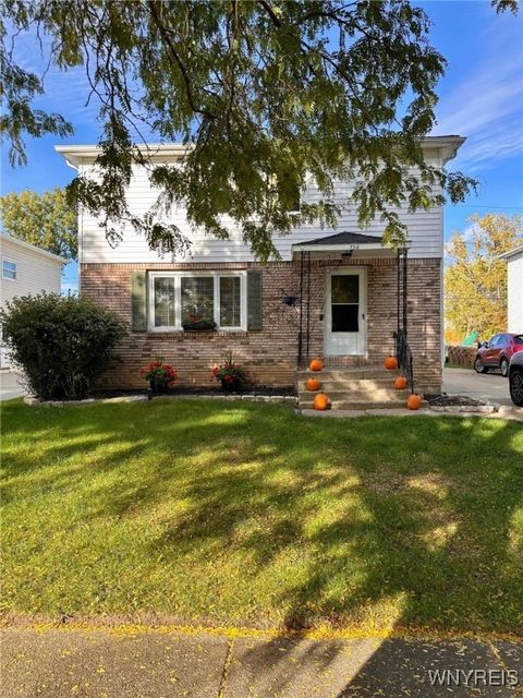 Photo of 156 S Seine Drive, Cheektowaga, NY 14227 (MLS # B1646199)