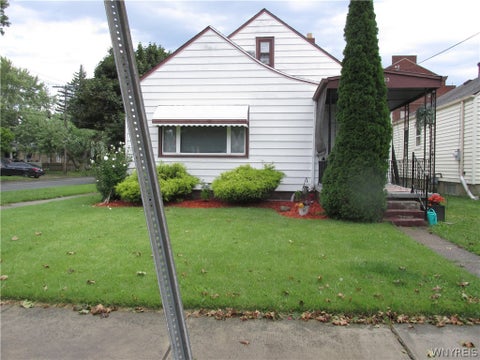 Homes For Sale - 563 31st Street<br/> Niagara County, Niagara Falls, NY 14301