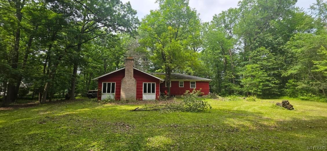 8905 County Road