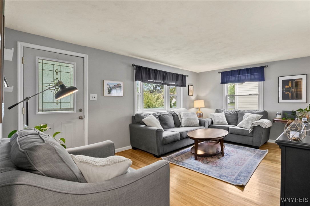 1587 Parker Boulevard, Tonawanda, New York image 3