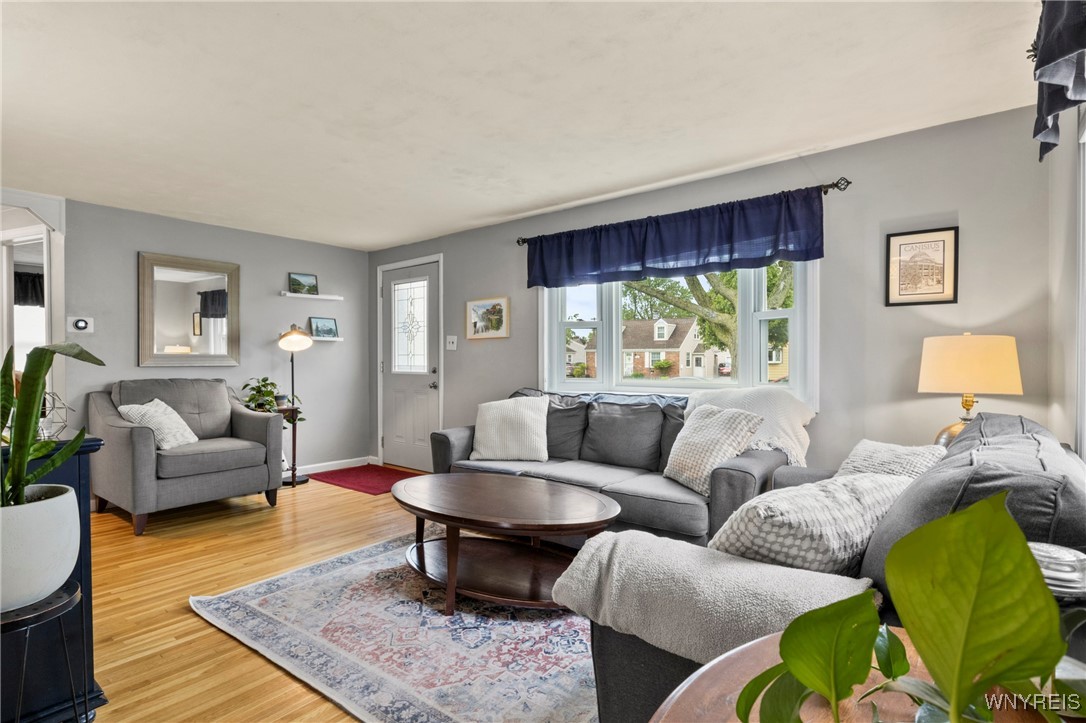 1587 Parker Boulevard, Tonawanda, New York image 2