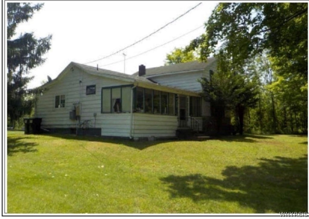 Photo of 10953 Railroad Avenue, Brant, NY 14081 (MLS # B1707245)