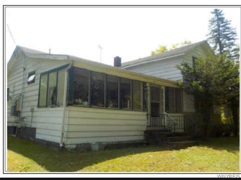 Photo of 10953 Railroad Avenue, Brant, NY 14081 (MLS # B1707245)