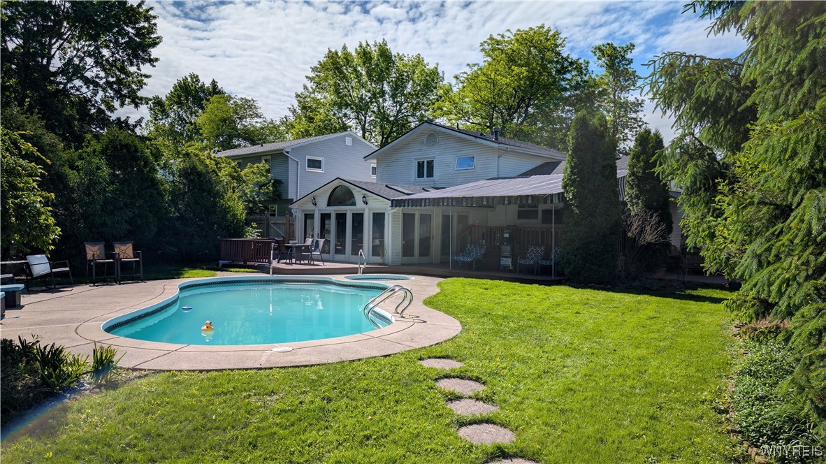 82 Joanie Lane, Amherst, New York image 17