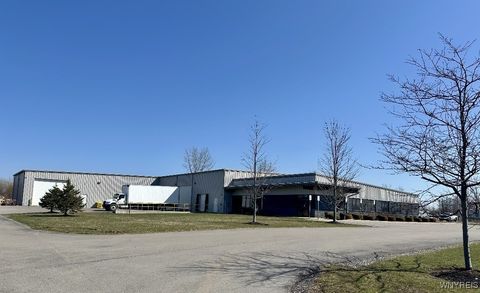 18 Lancaster Parkway Lancaster NY 14086