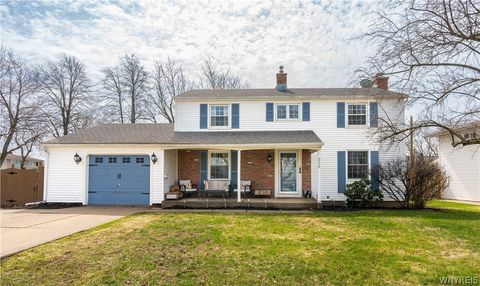 Homes For Sale - 215 Millwood Drive<br/> Tonawanda, NY 14150
