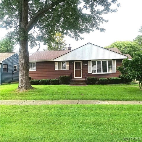 Photo of 1364 Moll St Street, North Tonawanda, NY 14120 (MLS # B1714531)