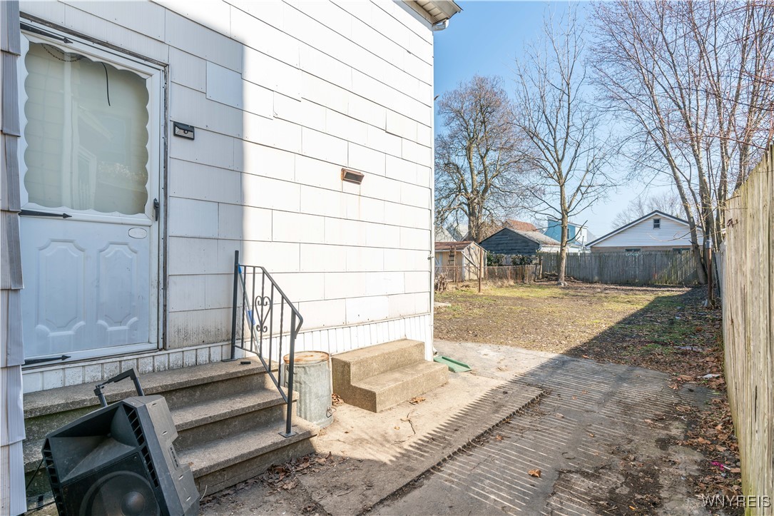 215 Gold Street, Buffalo, New York image 23