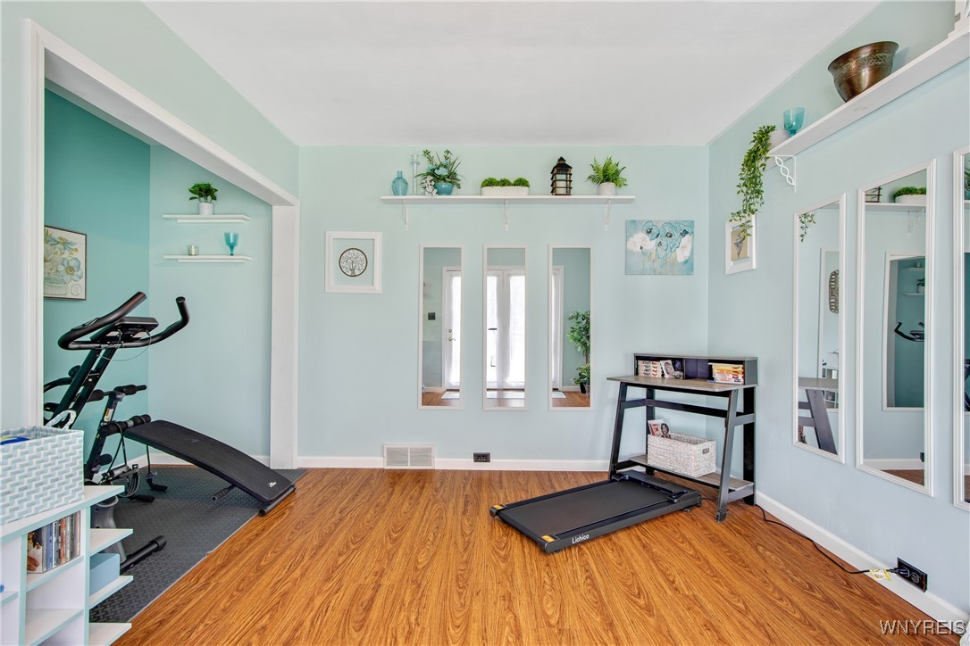 7263 Quaker Road, Orchard Park, New York image 23