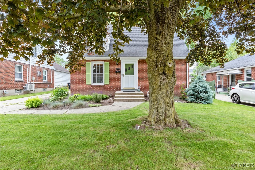 307 Glencove Road