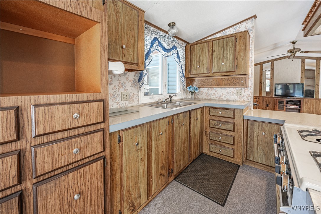 3880 Lockport Olcott Rd Rd #1, Newfane, New York image 4