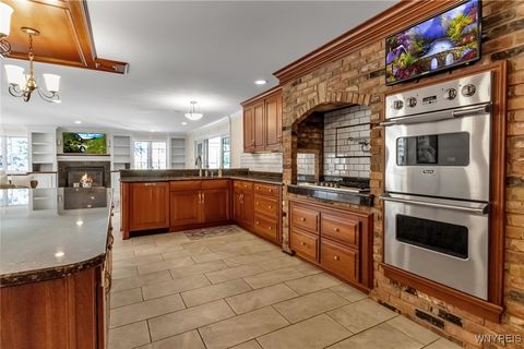 Tiny photo for 40 Waterford Park, Amherst, NY 14221 (MLS # B1655641)