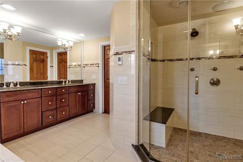 Tiny photo for 40 Waterford Park, Amherst, NY 14221 (MLS # B1655641)