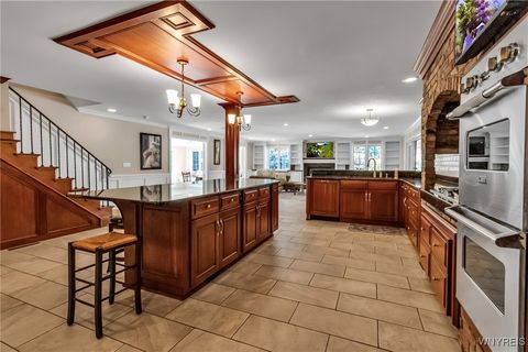 Tiny photo for 40 Waterford Park, Amherst, NY 14221 (MLS # B1655641)