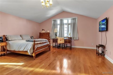 Tiny photo for 40 Waterford Park, Amherst, NY 14221 (MLS # B1655641)