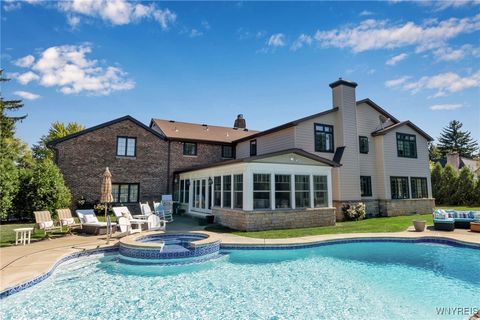 Tiny photo for 40 Waterford Park, Amherst, NY 14221 (MLS # B1655641)