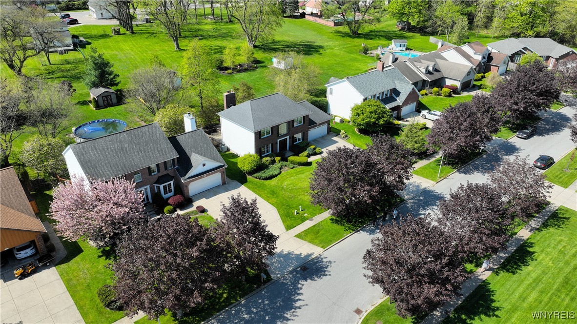 23 Redlein Drive, Lancaster, New York image 6