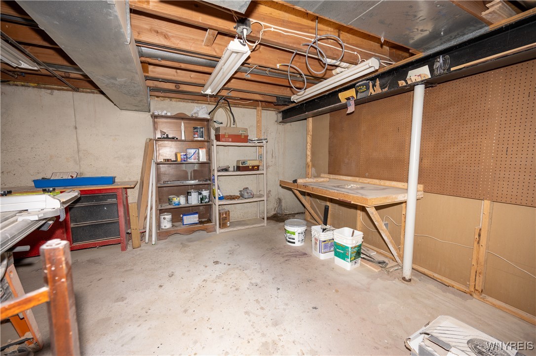 23 Redlein Drive, Lancaster, New York image 39